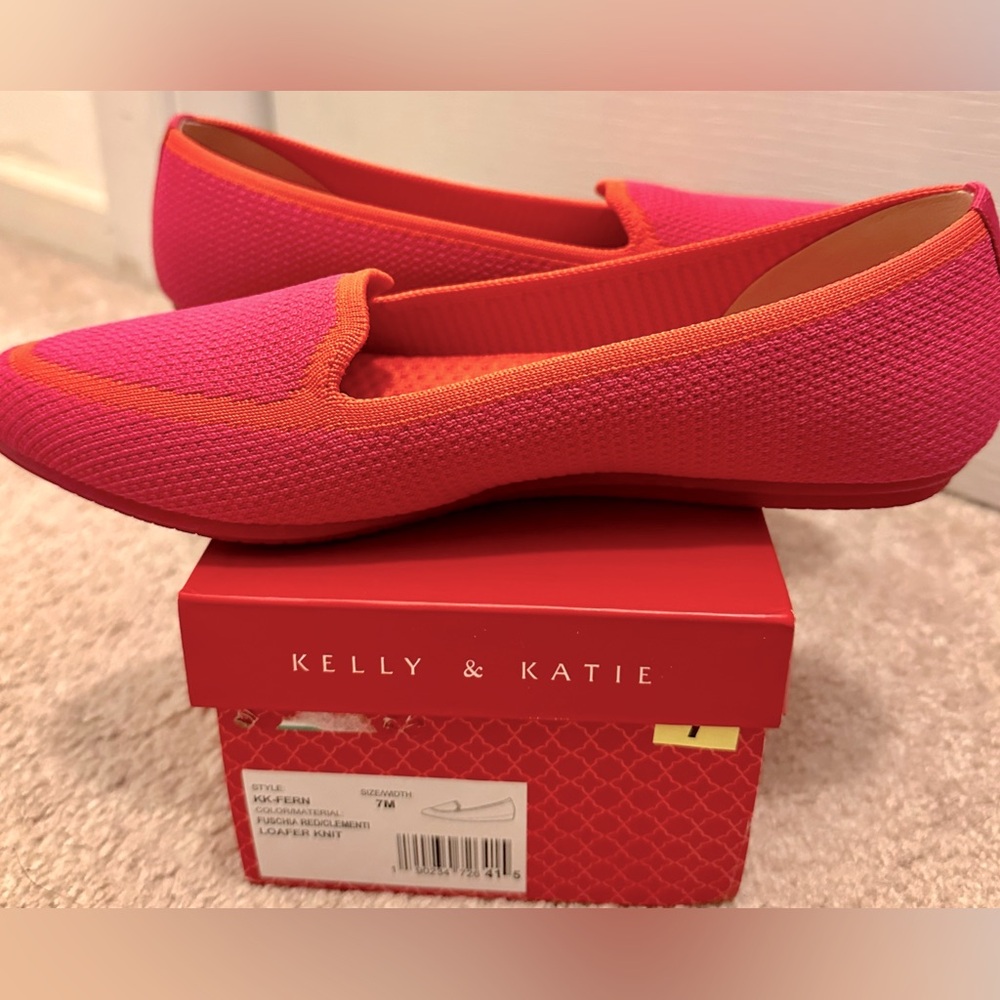 NWB! Kelly & Katie Fern Fuchsia Red/Clementi Knit Loafer Women’s size 7M